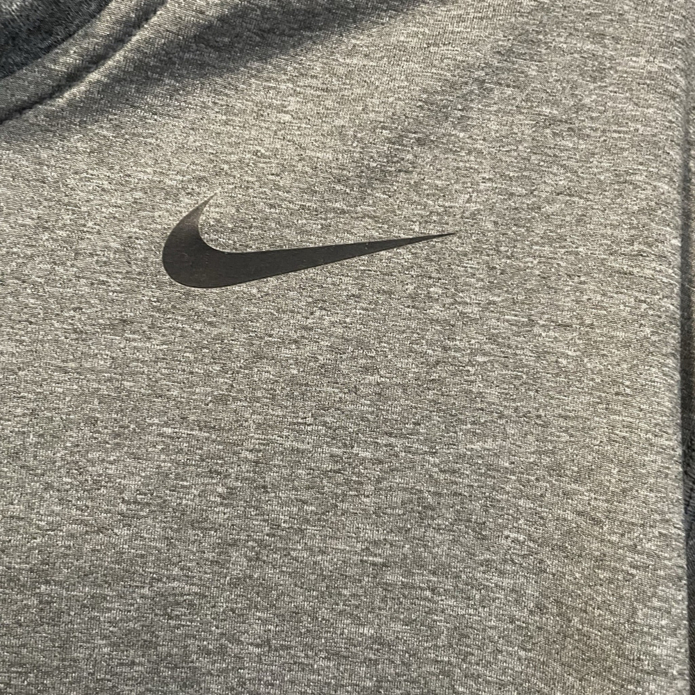 Nike Pro Combat Dri-Fit Men Large Gray Shirt Wicking Crew Neck Gym Training - Picture 8 of 8